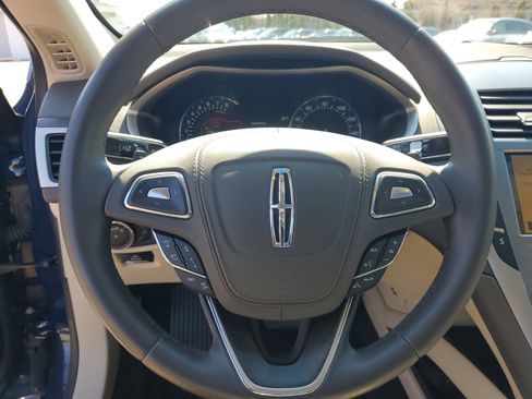 Used 2019 Lincoln MKZ Reserve w/ Luxury Package image 14