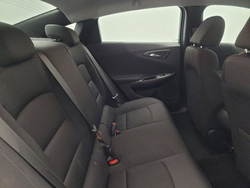 Used 2023 Chevrolet Malibu LS FWD image 19