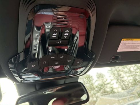 Used 2022 Alfa Romeo Giulia Veloce image 17