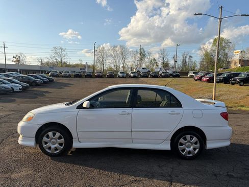 Used 2004 Toyota Corolla LE image 8