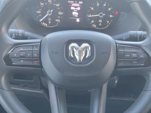 Used 2023 RAM ProMaster 2500 image 30