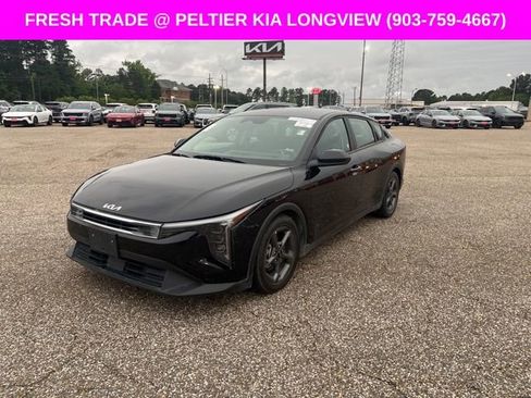 Certified 2025 Kia K4 FWD image 1