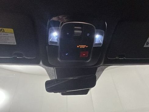 Certified 2025 Hyundai Santa Cruz Limited AWD/4WD image 25