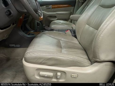 Used 2005 Lexus GX 470 AWD/4WD image 12