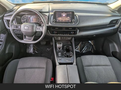 Used 2025 Nissan Rogue SV image 13