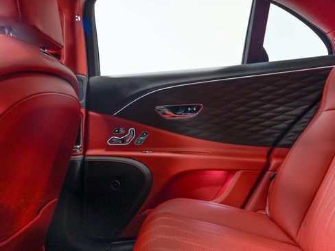 Used 2021 Bentley Flying Spur W12 w/ First Edition Specification AWD/4WD image 99