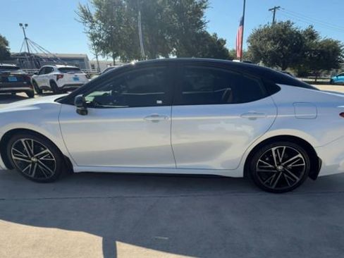 Used 2026 Toyota Camry XSE w/ Premium Plus Package FWD image 5