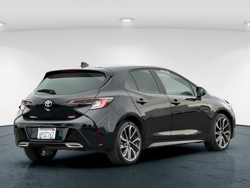 Used 2020 Toyota Corolla XSE image 6