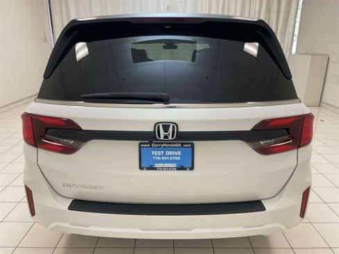 Certified 2025 Honda Odyssey EX-L image 30