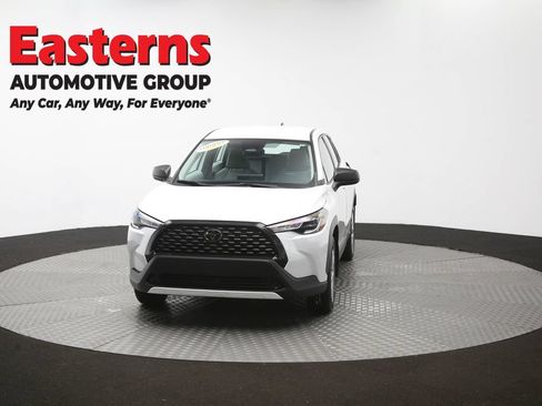 Used 2023 Toyota Corolla Cross L AWD/4WD image 55