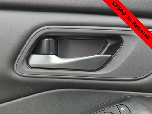 New 2026 Nissan Rogue SV image 8