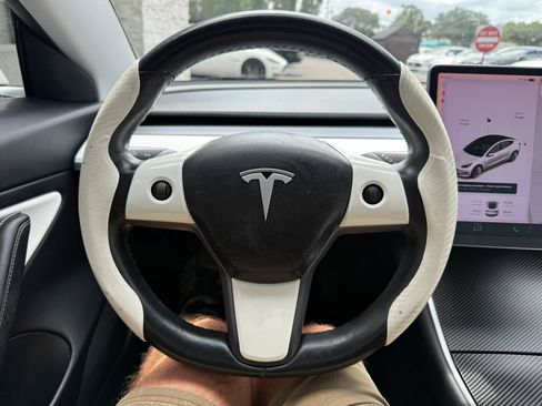 Used 2018 Tesla Model 3 Long Range AWD/4WD image 28