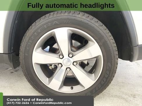 Used 2015 Jeep Grand Cherokee Limited w/ Trailer Tow Group IV image 13