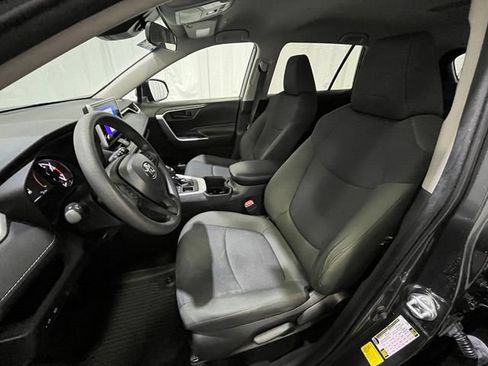 Certified 2024 Toyota RAV4 LE AWD/4WD image 10