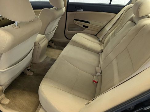 Used 2011 Honda Accord LX-P image 22