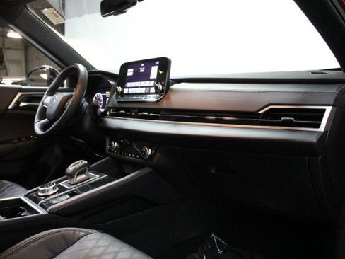 Used 2023 Mitsubishi Outlander SEL image 21