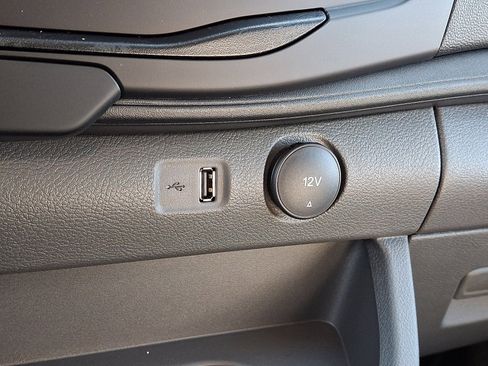 New 2026 Ford Transit 150 148 Medium Roof w/ Load Area Protection Package image 21