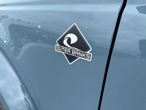 Used 2023 Ford Bronco Outer Banks image 12