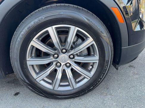 Used 2019 Cadillac XT4 Sport w/ Cold Weather Package FWD image 13