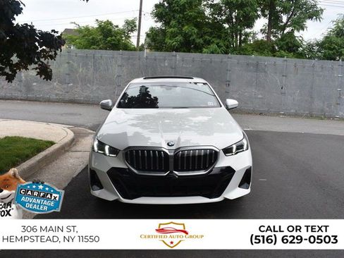 Used 2026 BMW 530i RWD image 2