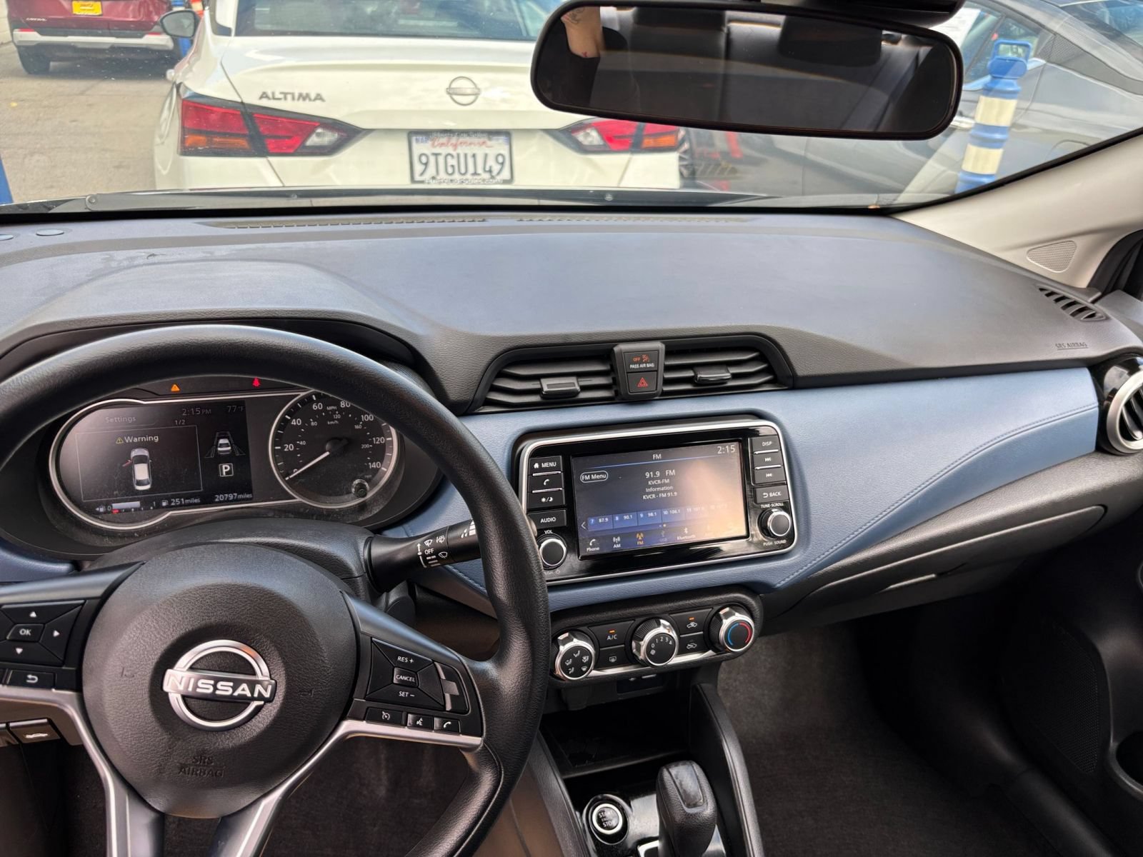 Used 2025 Nissan Versa SV FWD image 32