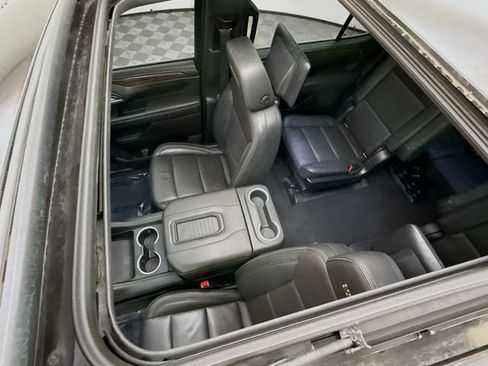 Used 2021 Chevrolet Tahoe High Country AWD/4WD image 23