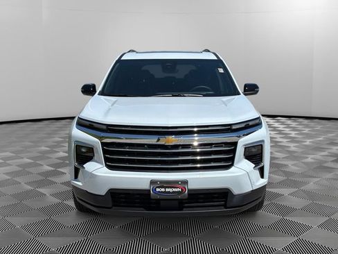 New 2026 Chevrolet Traverse LT w/ Enhanced Driving Package AWD/4WD image 8
