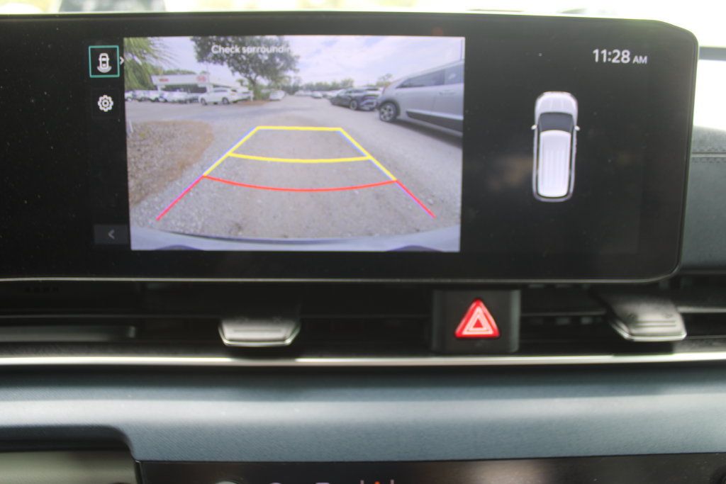 Certified 2025 Kia Carnival EX FWD image 58