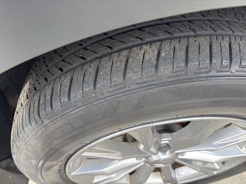 Used 2025 Honda CR-V EX-L image 45