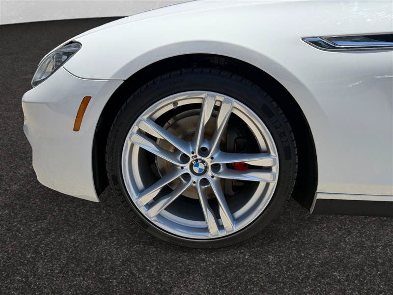 Used 2015 BMW 640i Convertible RWD image 15