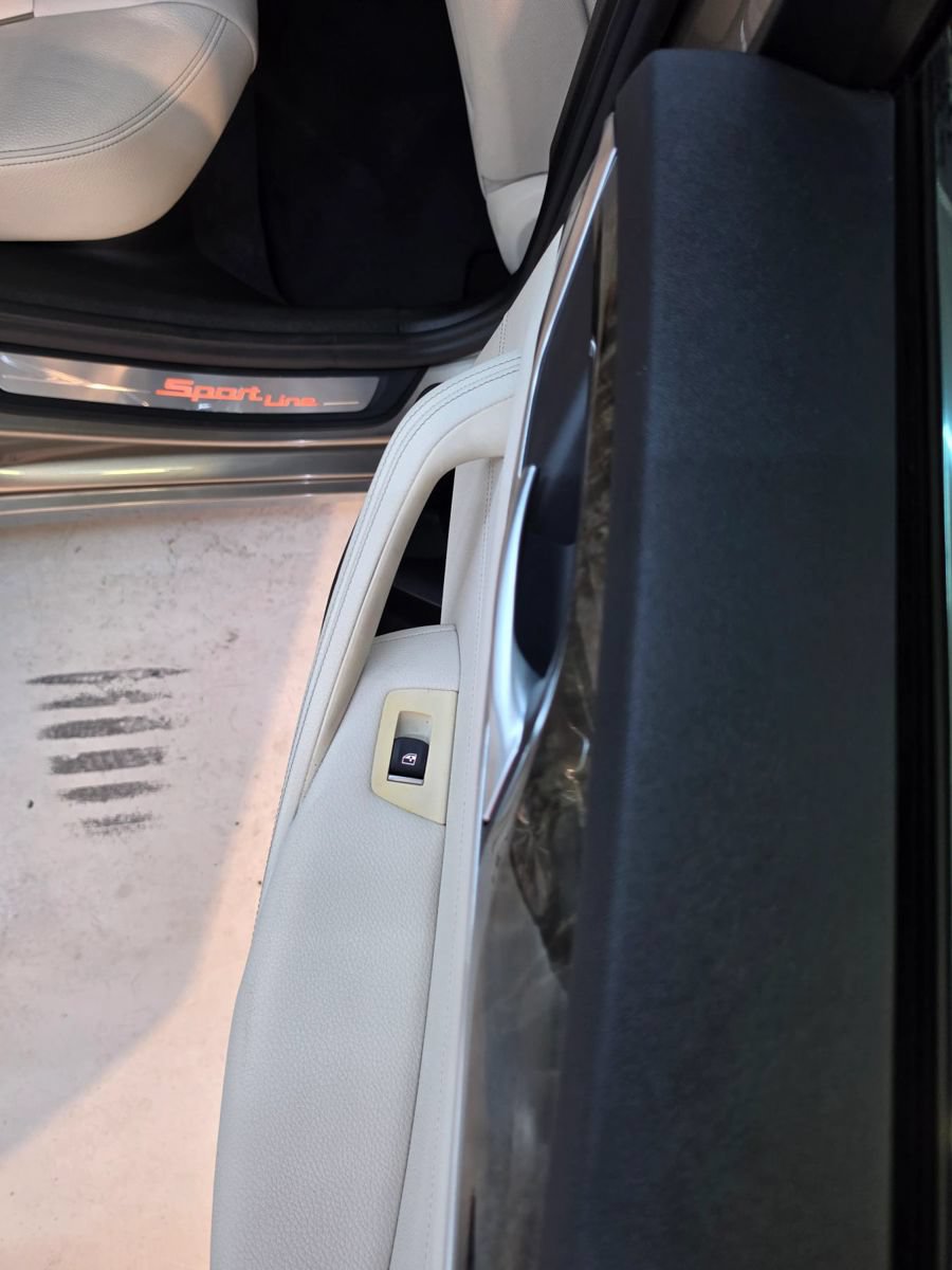 Used 2018 BMW 540i RWD image 46