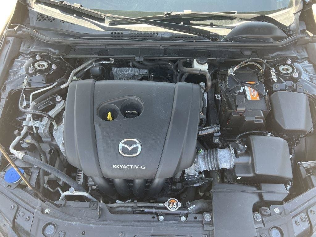 Used 2021 MAZDA MAZDA3 s FWD image 18