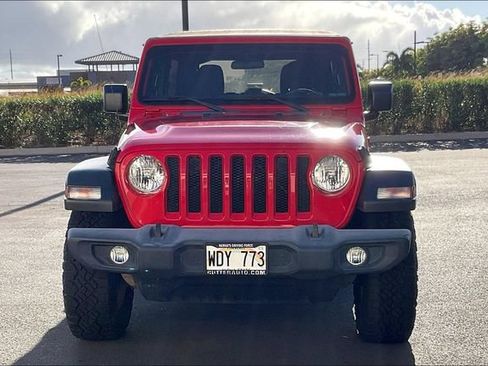 Used 2021 Jeep Wrangler Unlimited Sport AWD/4WD image 3
