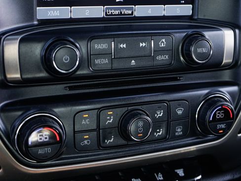 Used 2018 GMC Sierra 3500 Denali w/ Duramax Plus Package image 32