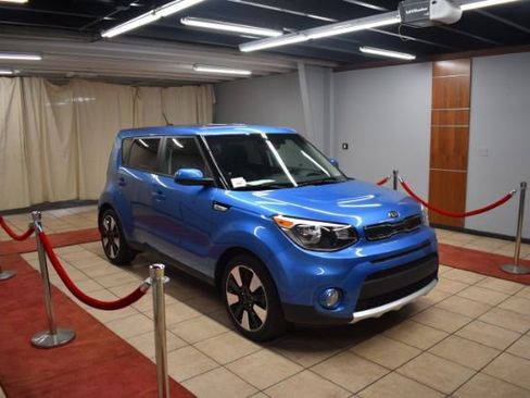 Used 2017 Kia Soul + w/ Designer's Package FWD image 1