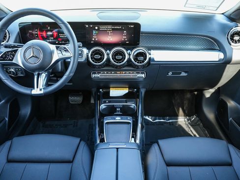Certified 2026 Mercedes-Benz GLB 250 4MATIC image 12