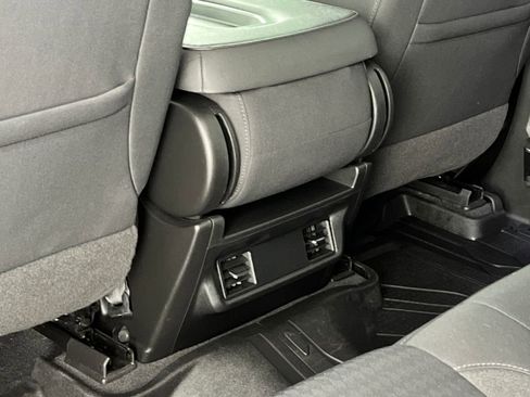 Used 2022 Chevrolet Silverado 1500 Custom w/ Safety Confidence Package image 35