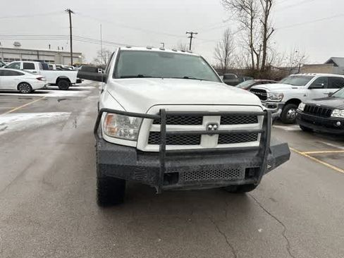 Used 2018 RAM 2500 SLT image 25