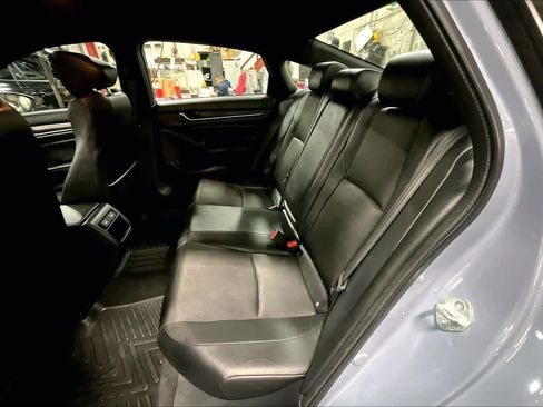 Used 2022 Honda Accord Sport image 18