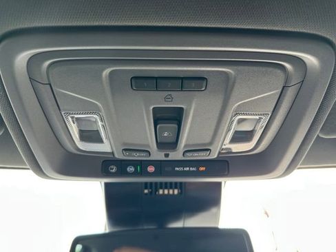 New 2025 GMC Sierra 2500 SLT w/ SLT Premium Package image 35