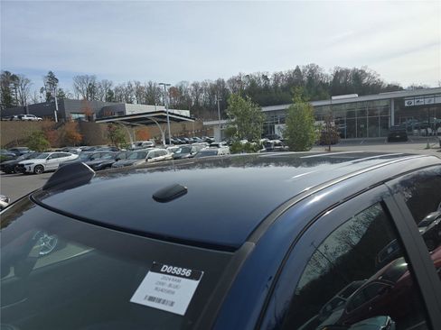 Used 2024 RAM 2500 Big Horn w/ Bed Utility Group image 12