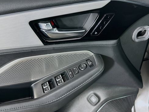 Used 2024 Acura MDX FWD image 15