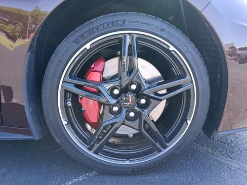 Used 2023 Chevrolet Corvette Stingray Preferred Conv w/ Z51 Performance Package RWD image 10