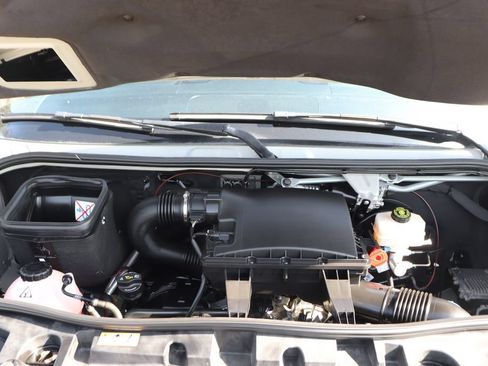 Used 2022 Mercedes-Benz Sprinter 2500 image 17