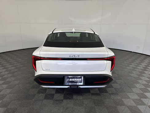Used 2025 Kia K4 FWD image 5