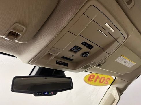 Used 2019 GMC Yukon Denali AWD/4WD image 27