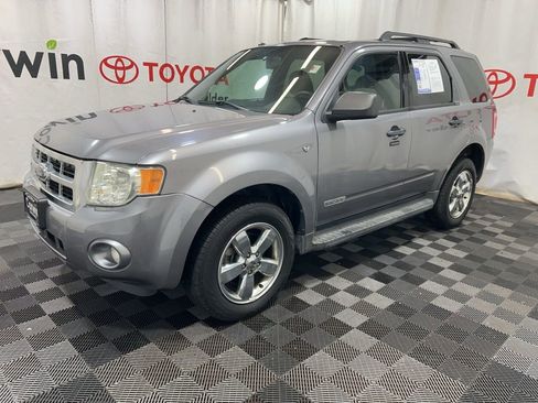 Used 2008 Ford Escape XLT image 4