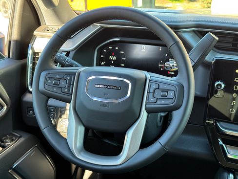 New 2026 GMC Sierra 2500 Denali w/ Denali Reserve Package image 24