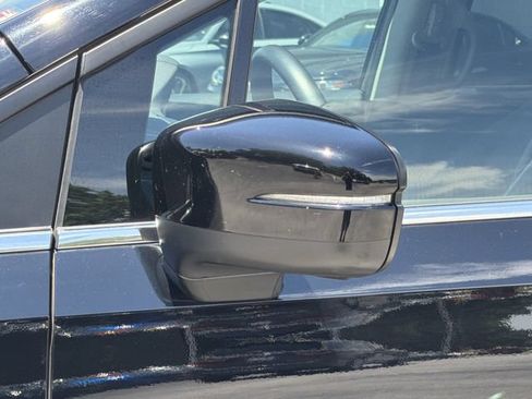 Used 2025 Honda Odyssey EX-L image 12