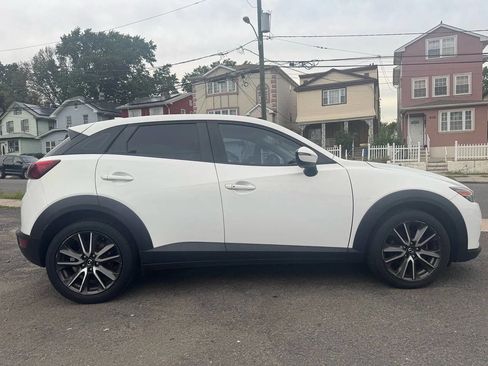 Used 2017 MAZDA CX-3 Touring image 8